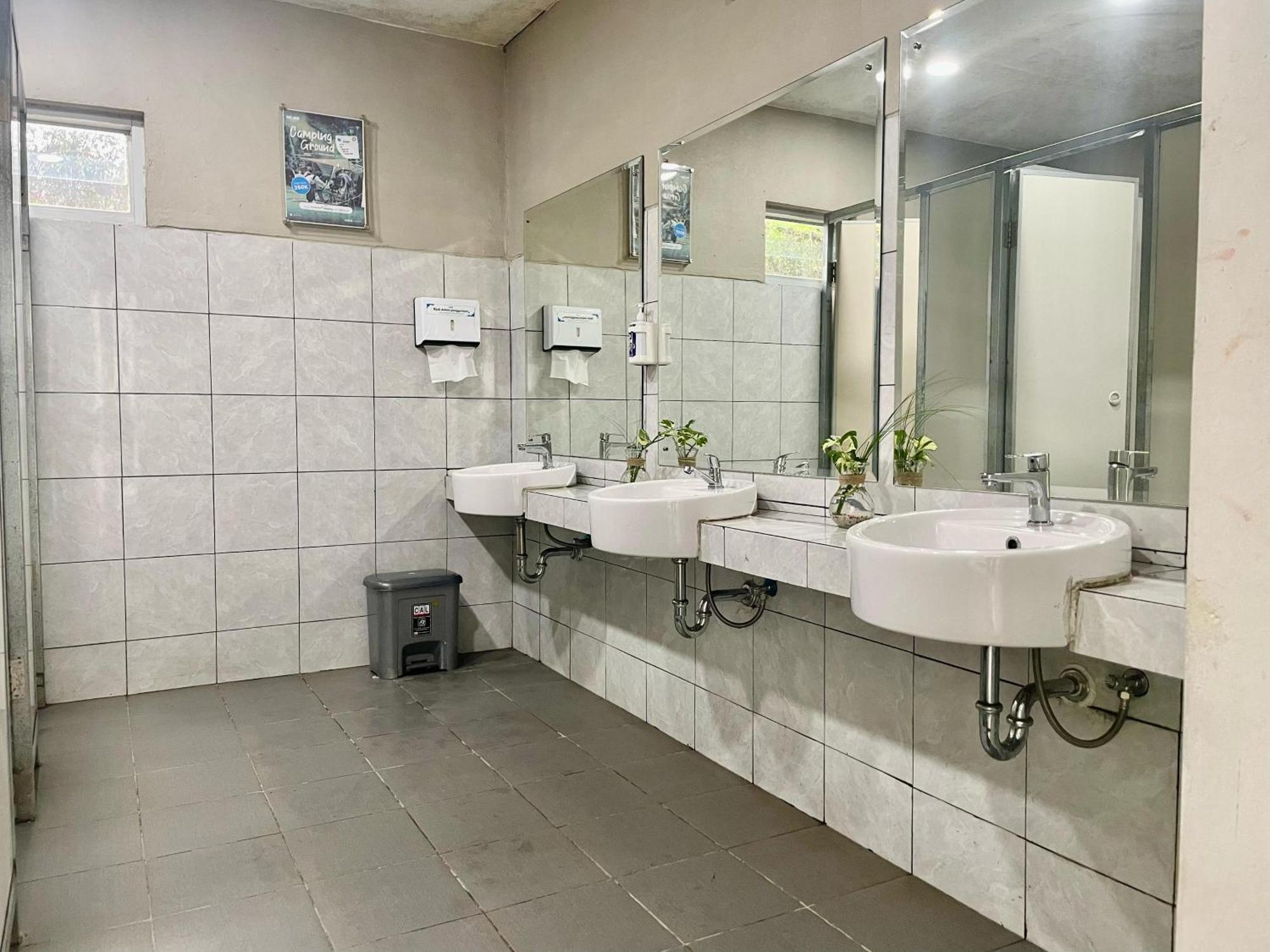 Heha Waterfall Suites & Camping Ground Paragajen Extérieur photo